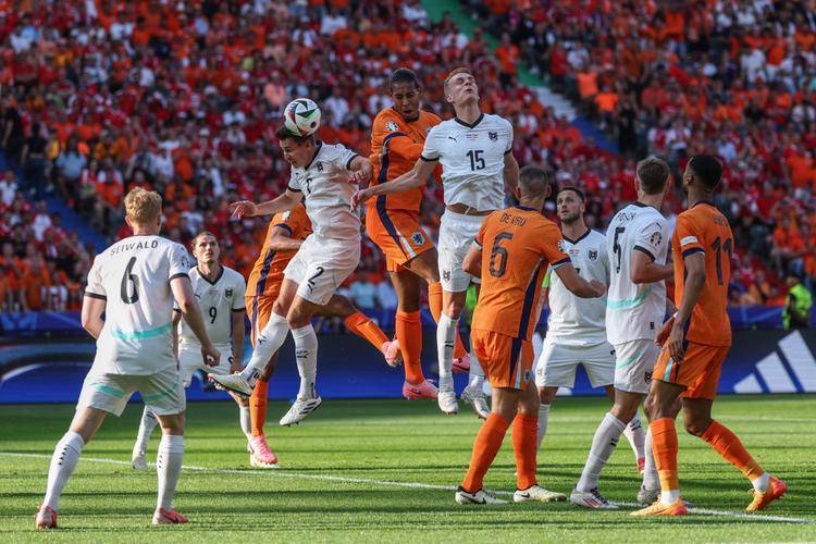 包含奥地利队成功晋级，抢眼表现备受瞩目的词条