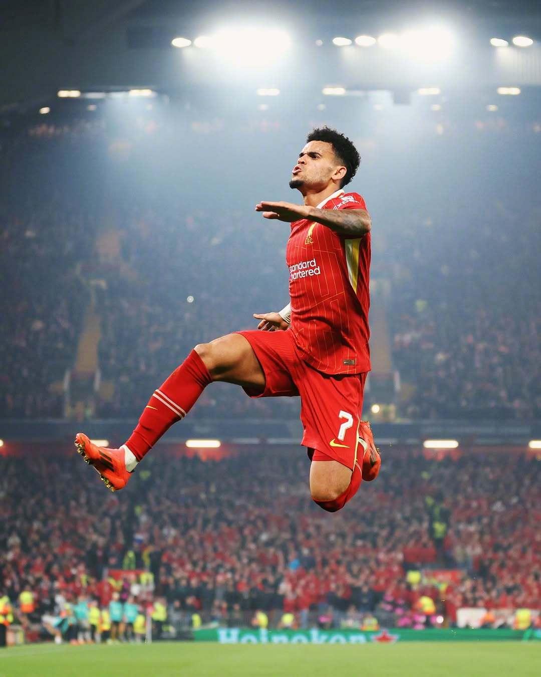 利物浦双胜拜仁：萨拉赫扛起球队重担的简单介绍