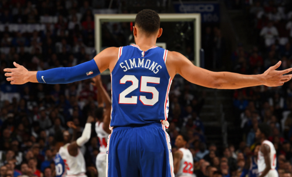 广州队完胜步行者，武切维奇惊艳四座