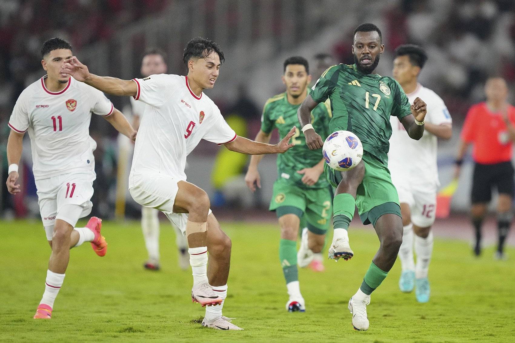 印尼队碾压印度队,戴资颖点燃赛场 印尼队碾压印度队,戴资颖点燃赛场