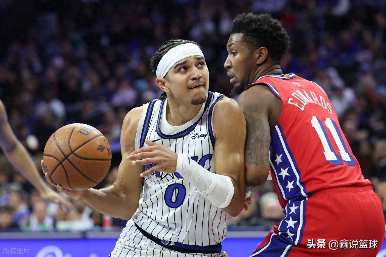 雷霆横扫广东队,麦科勒姆带队取胜 雷霆横扫广东队,麦科勒姆带队取胜